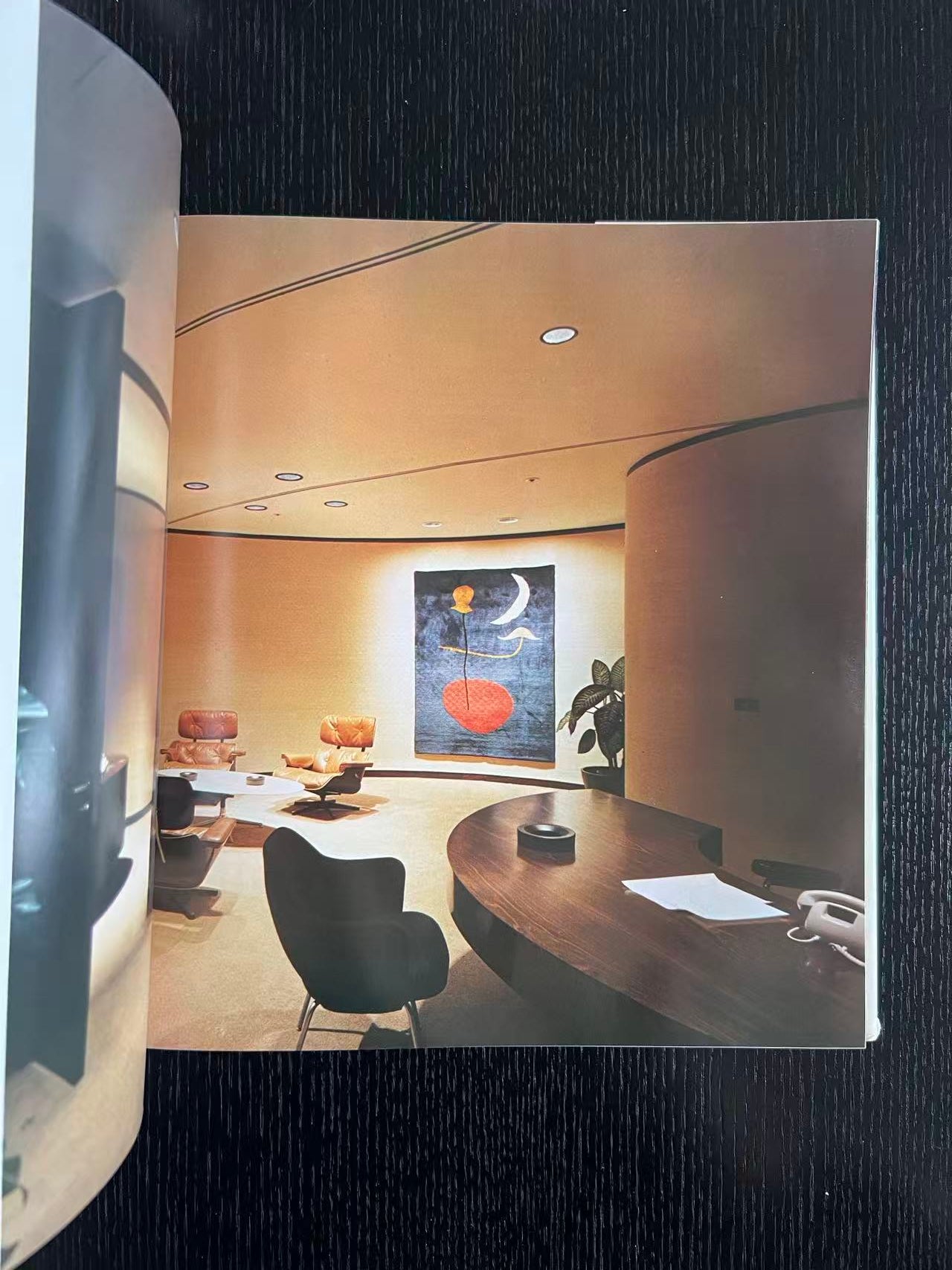 Architecture for the new world. The work of Harry Seidler